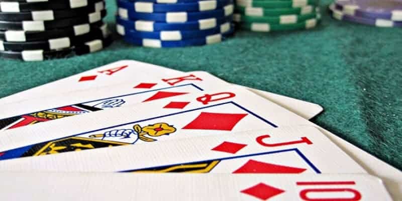 Các yếu tố ảnh hưởng đến kết quả trong Xì tố B52club